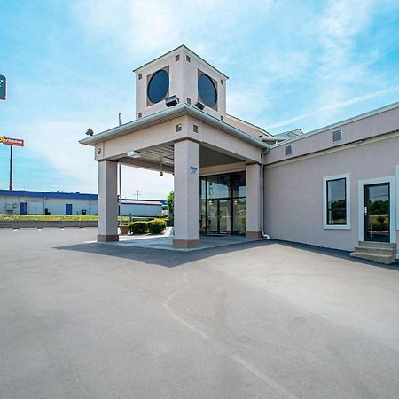 Quality Inn Near Six Flags St. Louis Pacific Екстериор снимка