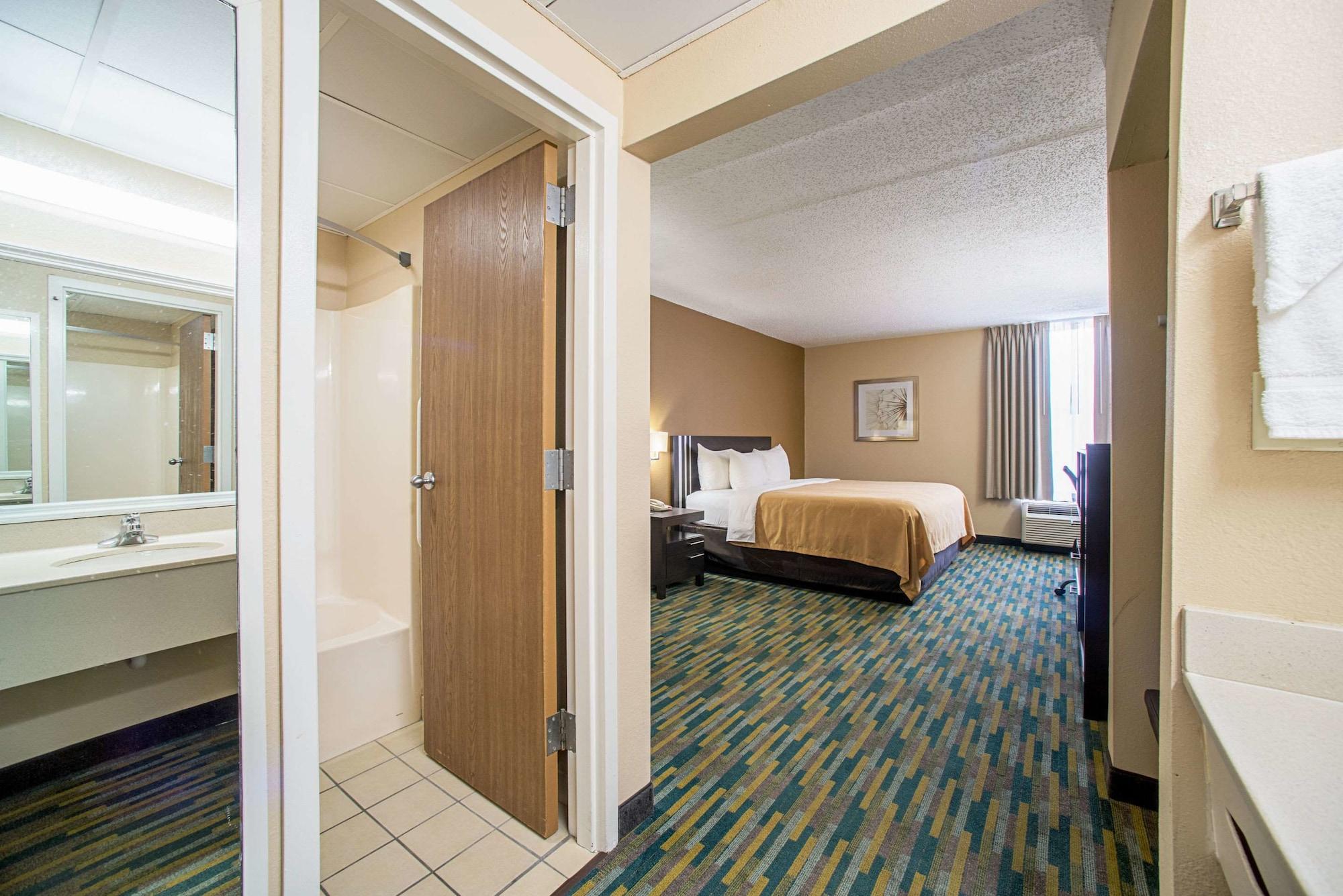 Quality Inn Near Six Flags St. Louis Pacific Екстериор снимка